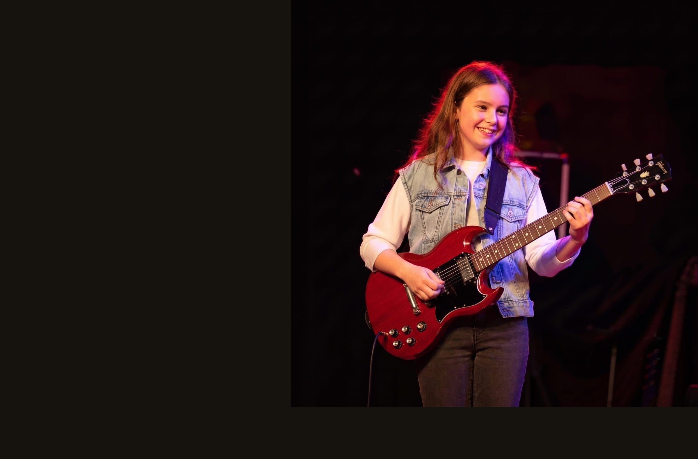 Rock Academy student on stage in Berlin-Mitte